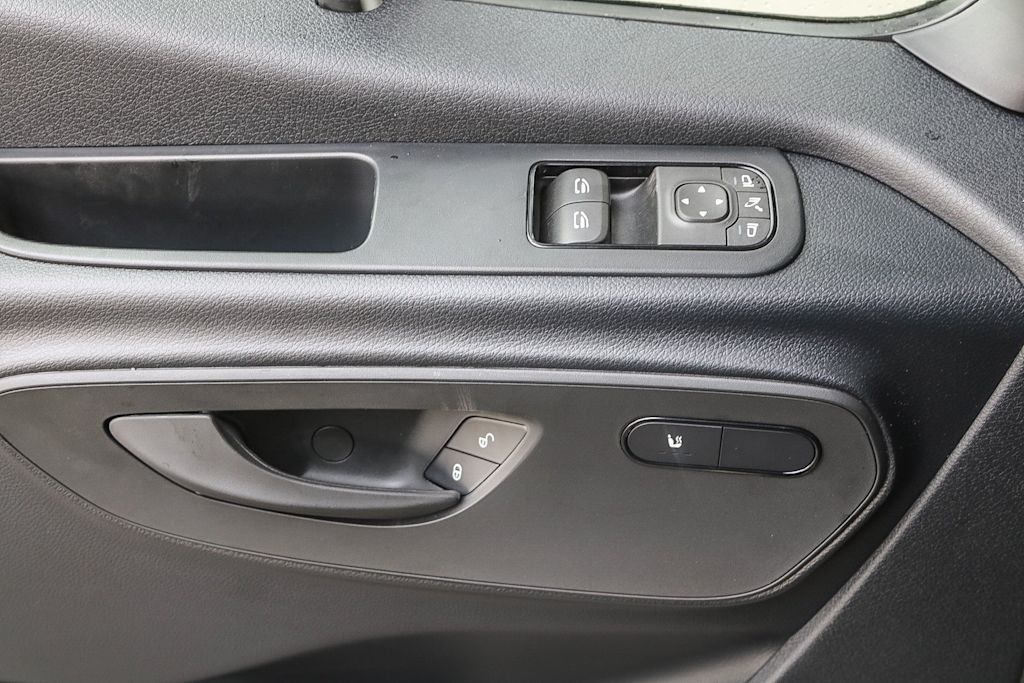 Thumbnail: 2024 Mercedes-Benz Sprinter - 24