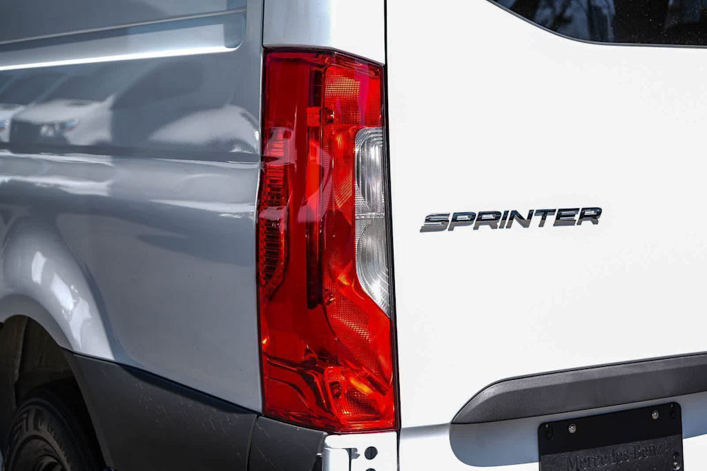 Thumbnail: 2026 Mercedes-Benz Sprinter - 20