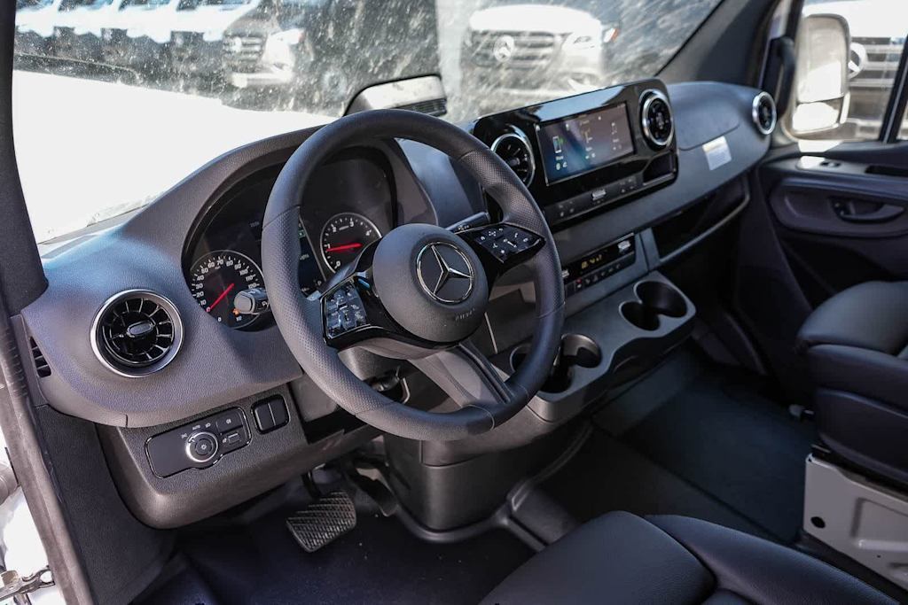 Thumbnail: 2026 Mercedes-Benz Sprinter - 2
