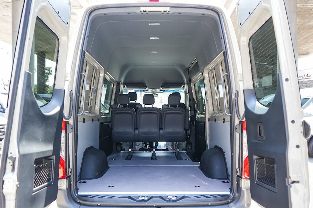 Thumbnail: 2026 Mercedes-Benz Sprinter - 30