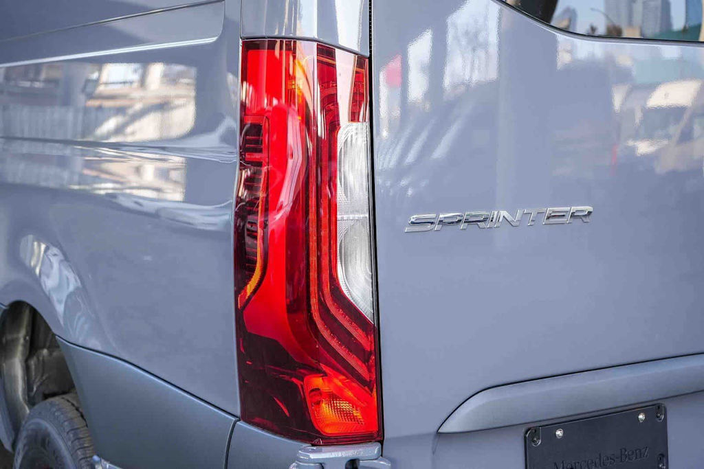 Thumbnail: 2026 Mercedes-Benz Sprinter - 19