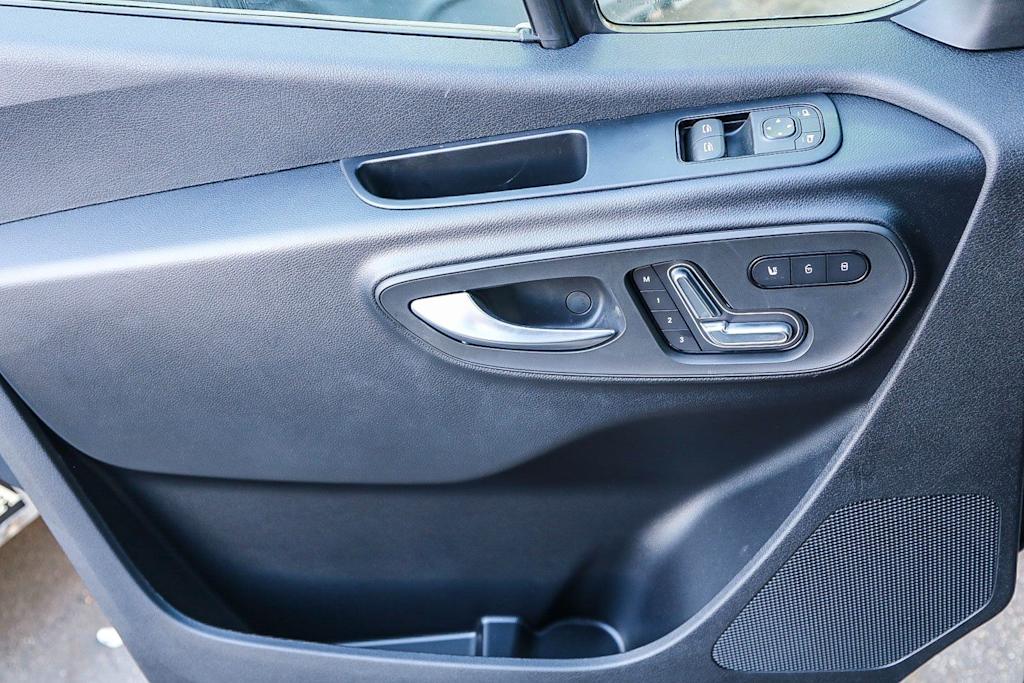 Thumbnail: 2024 Mercedes-Benz Sprinter - 24