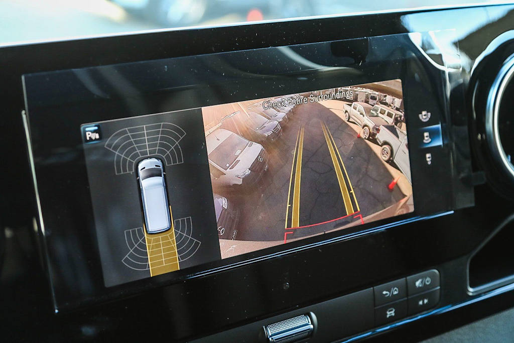 Thumbnail: 2024 Mercedes-Benz Sprinter - 25