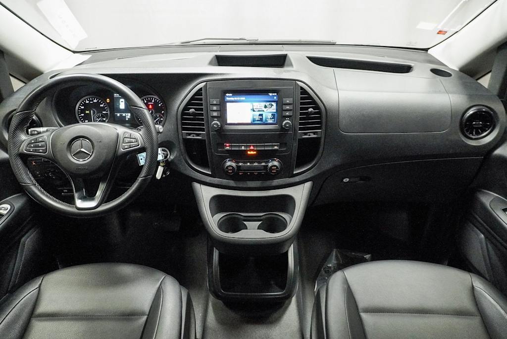 2023 Mercedes-Benz Metris  2
