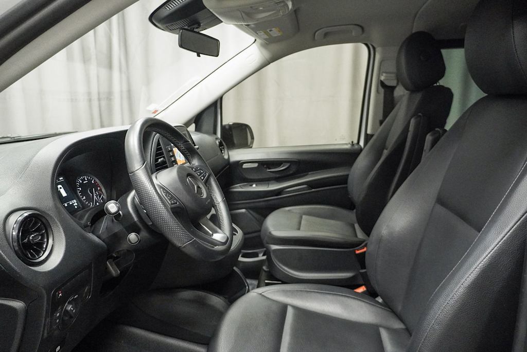 2023 Mercedes-Benz Metris  10