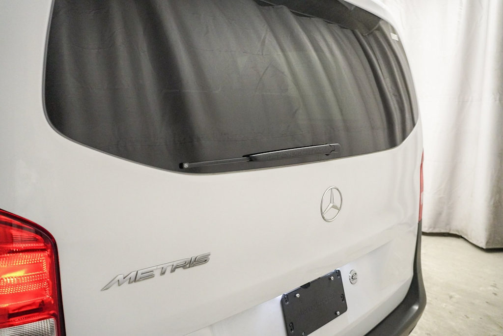 2023 Mercedes-Benz Metris  22
