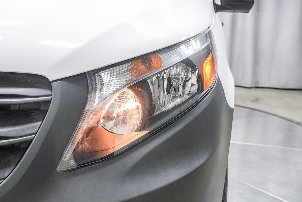 2023 Mercedes-Benz Metris  19