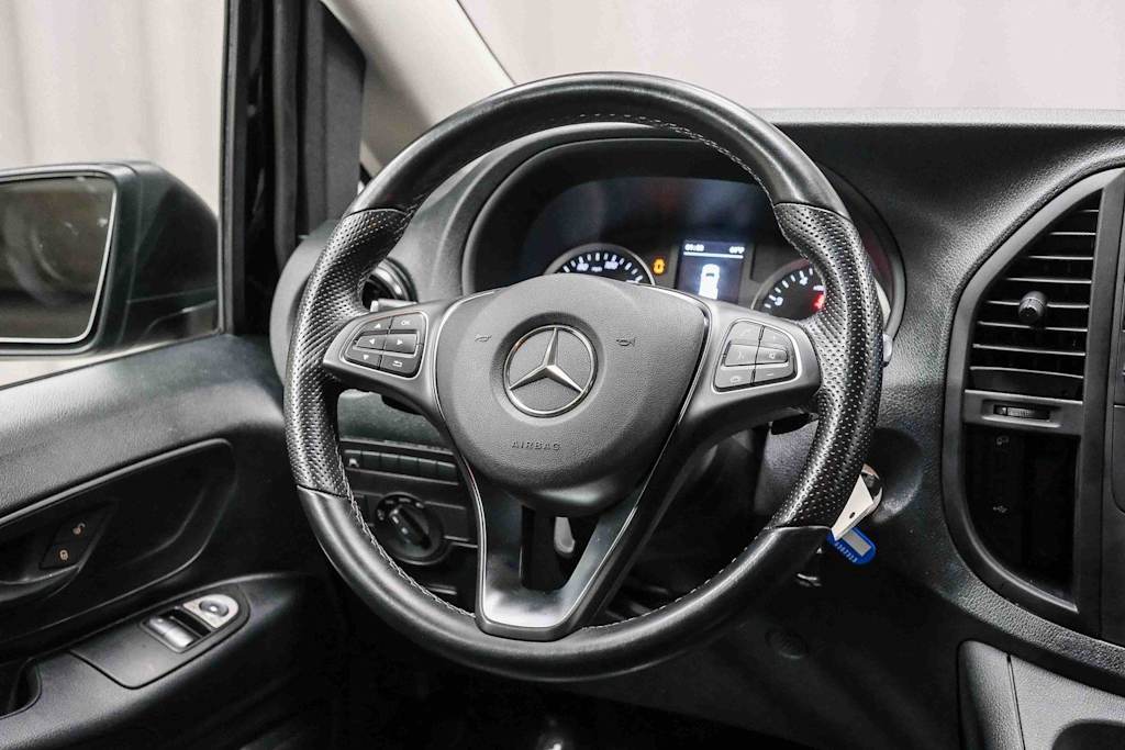 Thumbnail: 2023 Mercedes-Benz Metris - 8