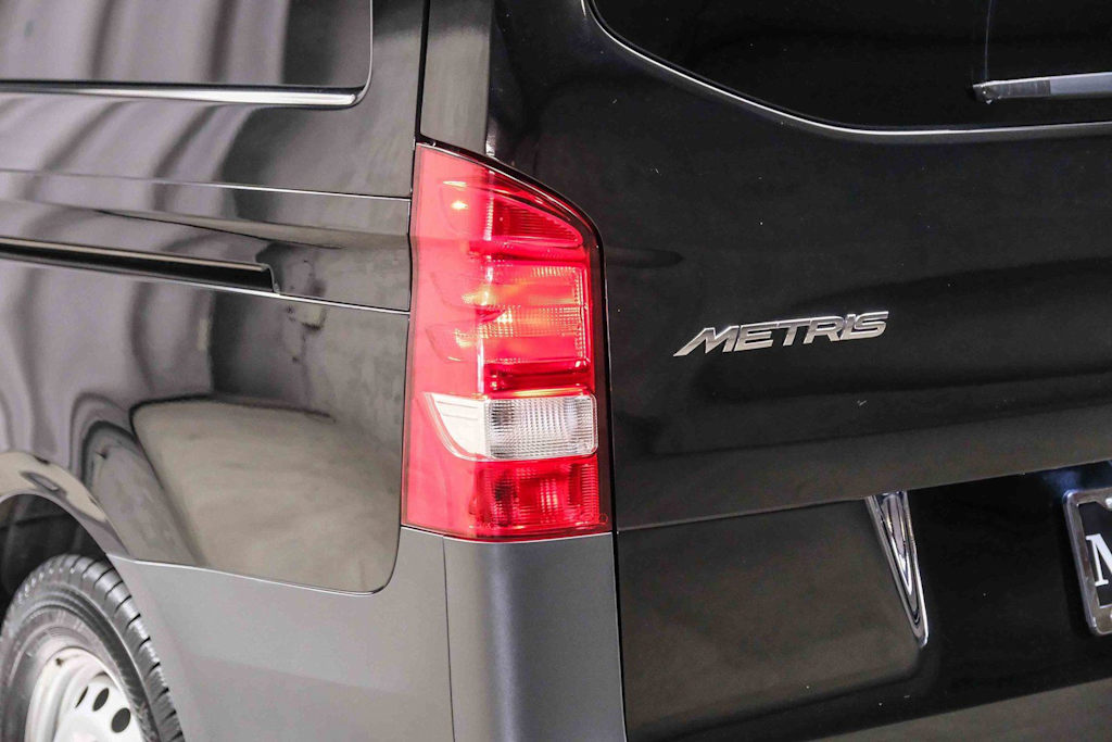 Thumbnail: 2023 Mercedes-Benz Metris - 17