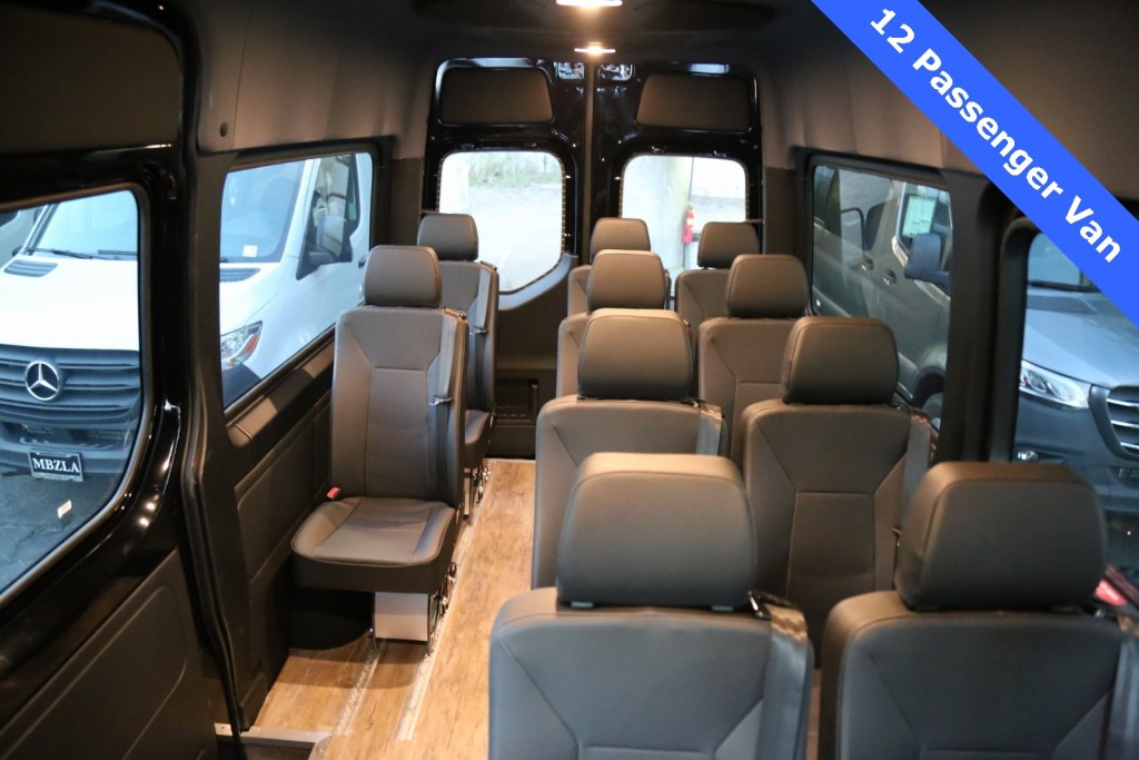 2024 Mercedes-Benz Sprinter 2500 21