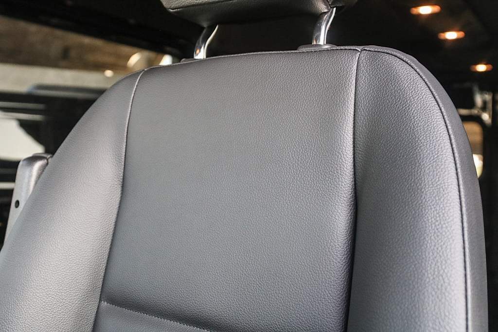 Thumbnail: 2025 Mercedes-Benz Sprinter - 24