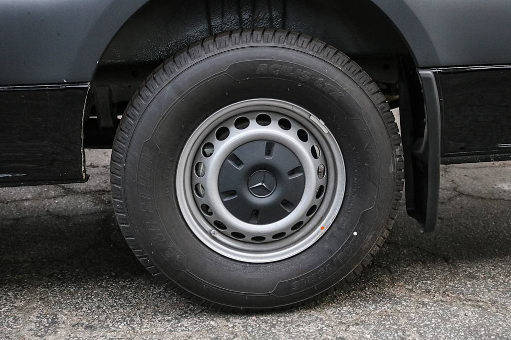 Thumbnail: 2024 Mercedes-Benz Sprinter - 6