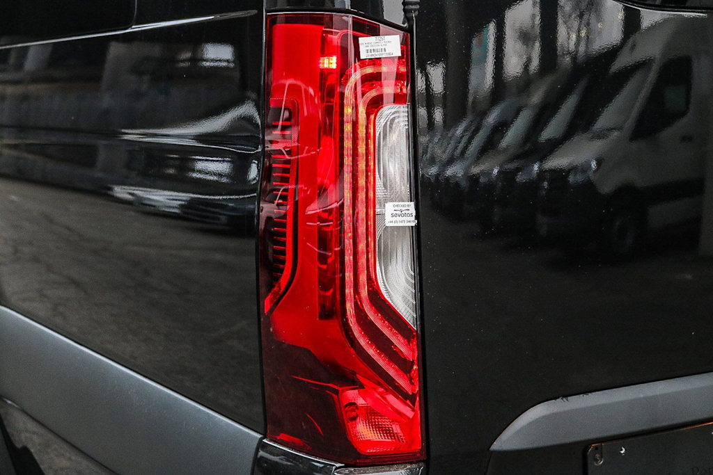 Thumbnail: 2024 Mercedes-Benz Sprinter - 5