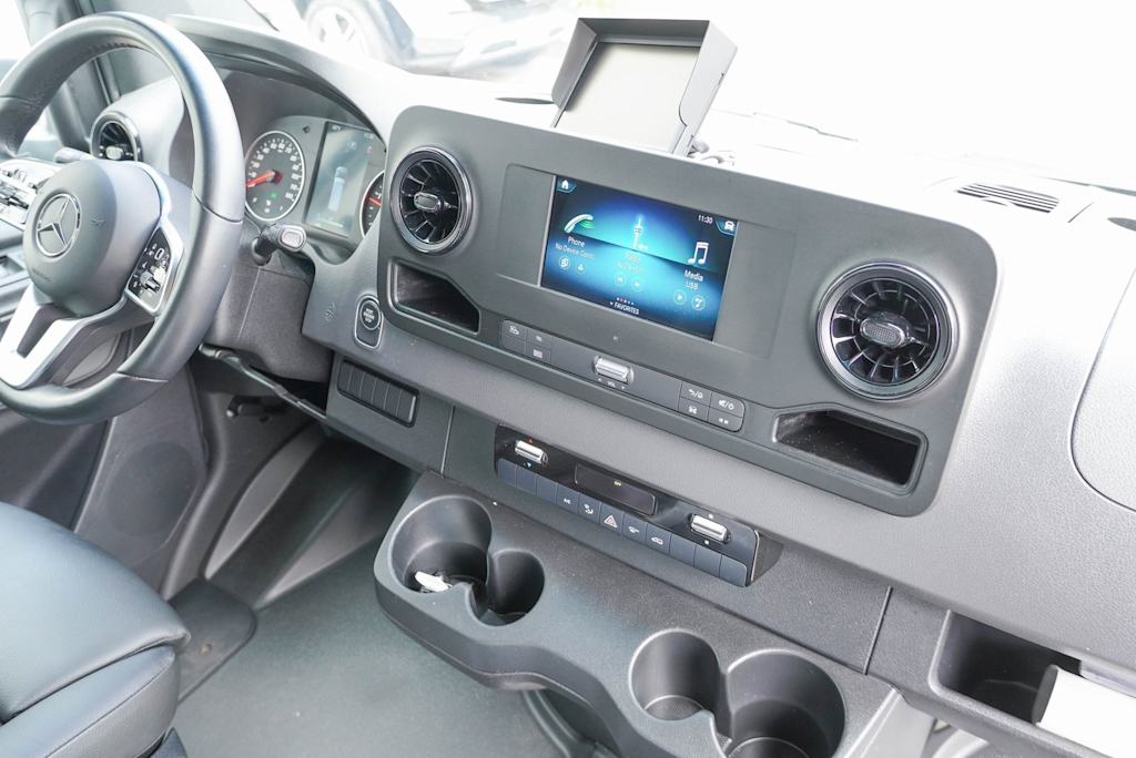 Thumbnail: 2022 Mercedes-Benz Sprinter - 7