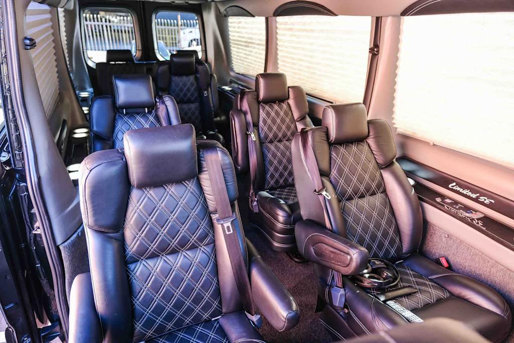 Thumbnail: 2020 Mercedes-Benz Sprinter - 7