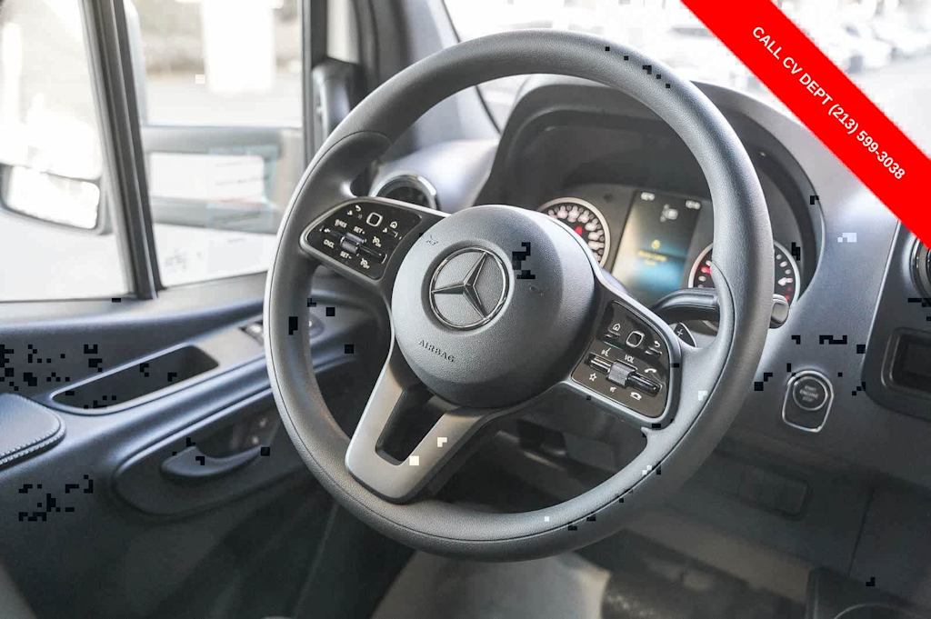 Thumbnail: 2024 Mercedes-Benz Sprinter - 2