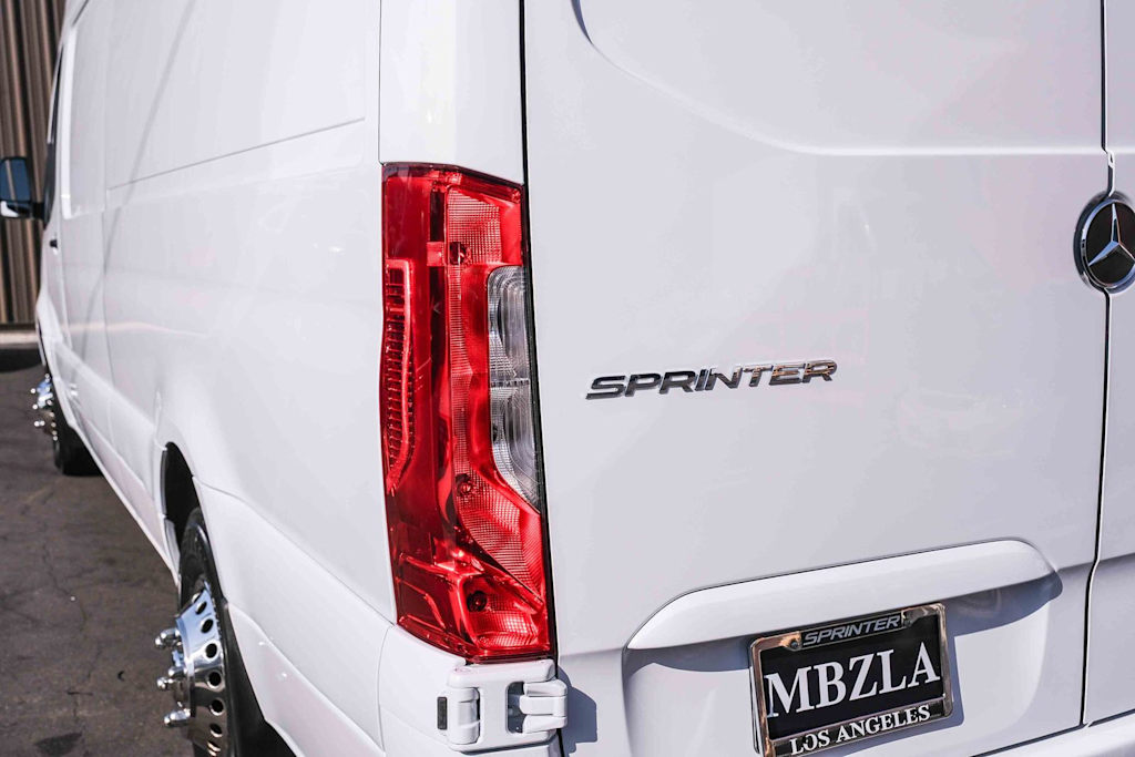 Thumbnail: 2022 Mercedes-Benz Sprinter - 18
