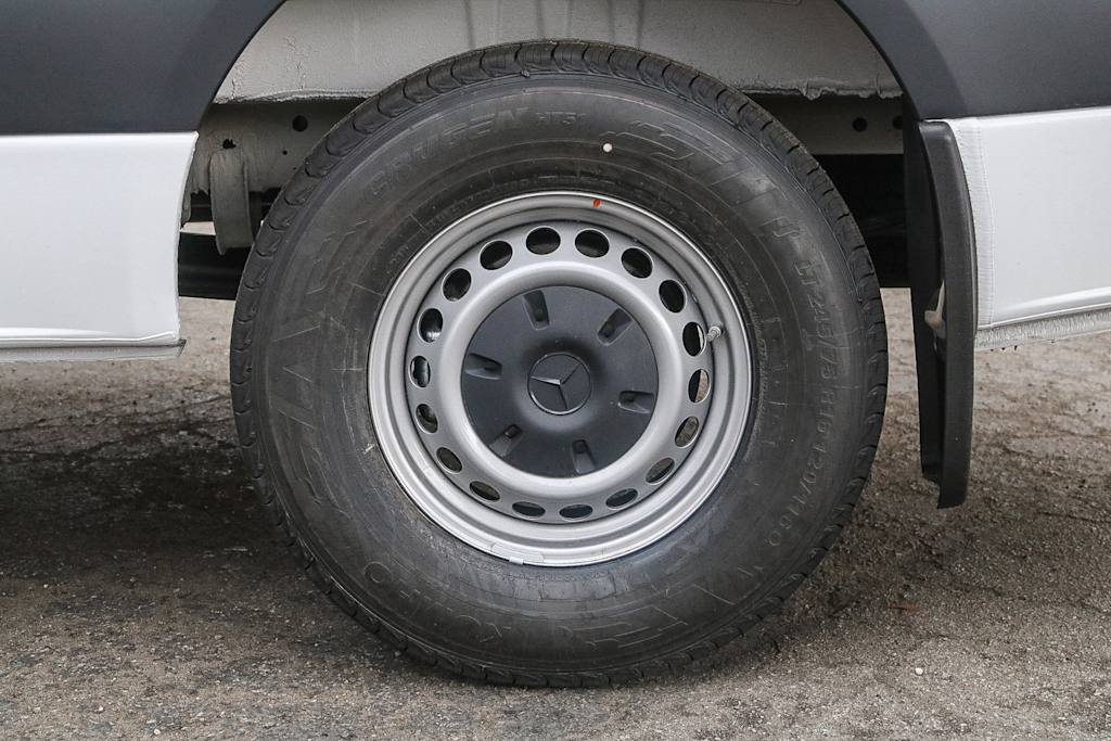 Thumbnail: 2025 Mercedes-Benz Sprinter - 7