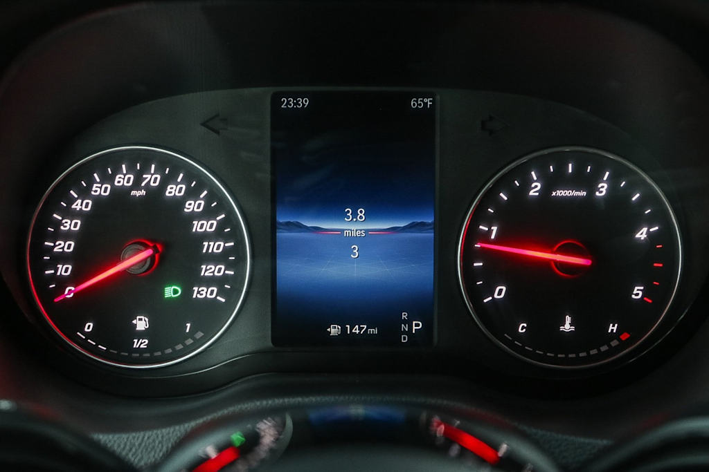 Thumbnail: 2025 Mercedes-Benz Sprinter - 13