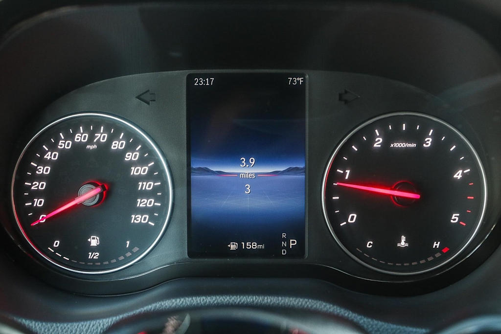 Thumbnail: 2025 Mercedes-Benz Sprinter - 13