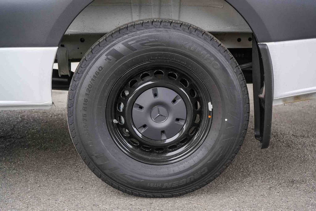 Thumbnail: 2026 Mercedes-Benz Sprinter - 6