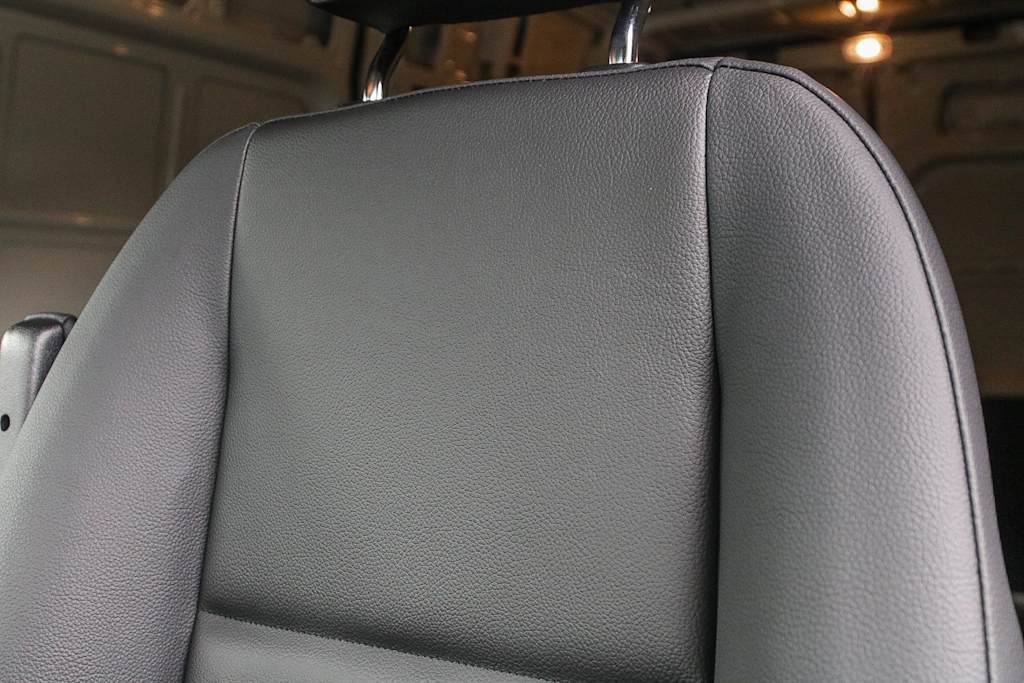 Thumbnail: 2025 Mercedes-Benz Sprinter - 25