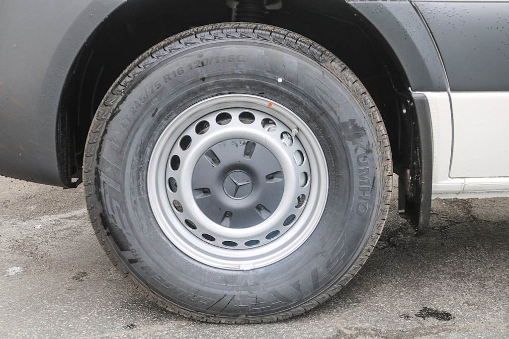 Thumbnail: 2025 Mercedes-Benz Sprinter - 20