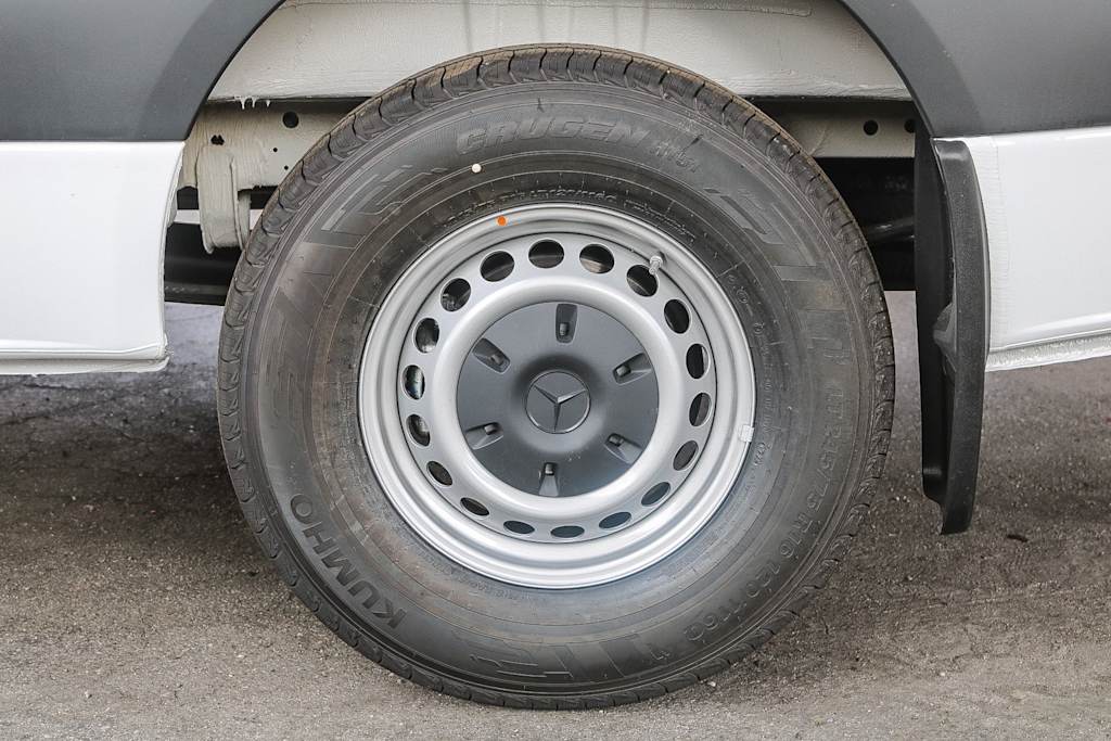 Thumbnail: 2025 Mercedes-Benz Sprinter - 7