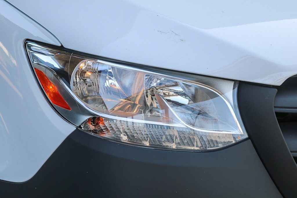 Thumbnail: 2025 Mercedes-Benz Sprinter - 17