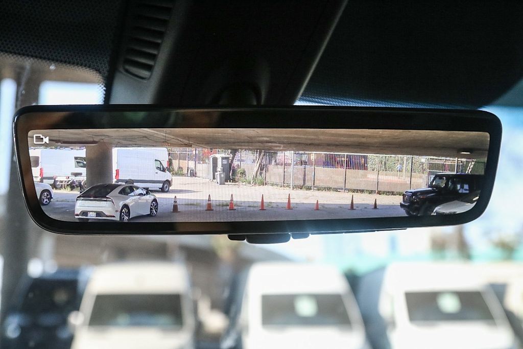 Thumbnail: 2025 Mercedes-Benz Sprinter - 25