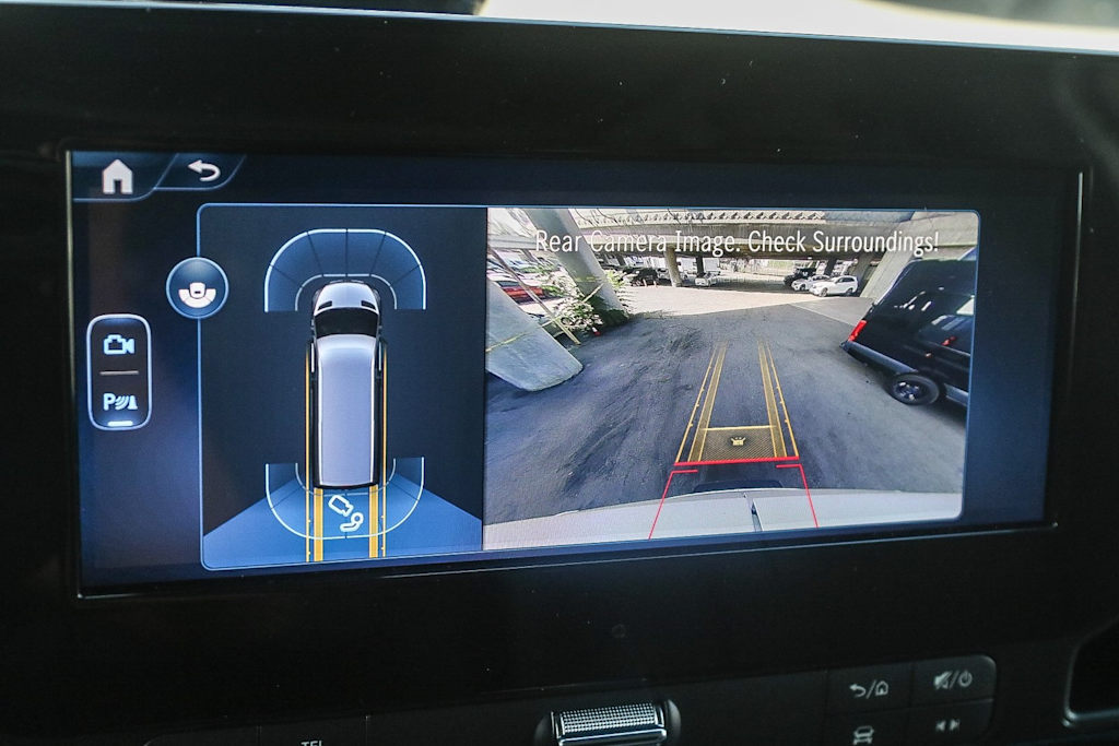 Thumbnail: 2025 Mercedes-Benz Sprinter - 24