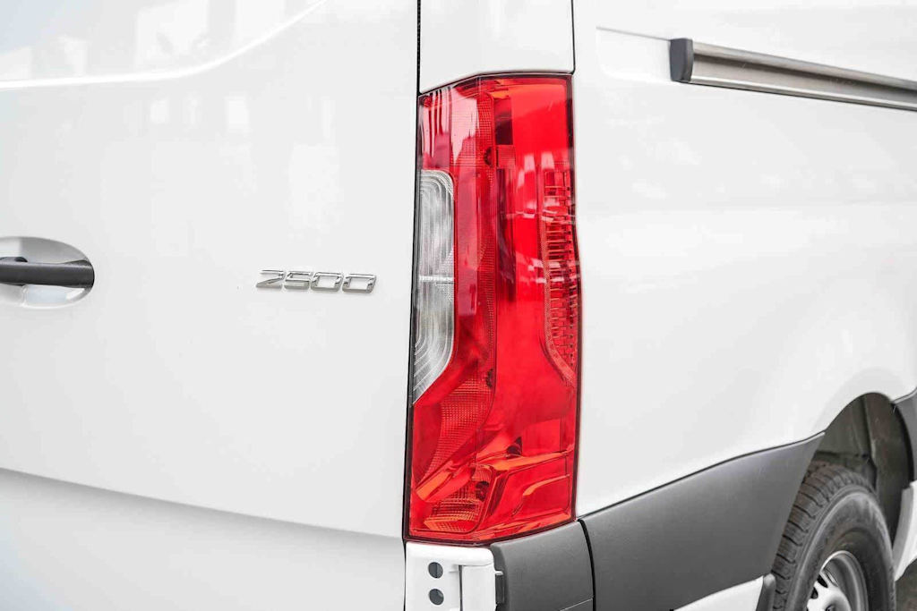Thumbnail: 2026 Mercedes-Benz Sprinter - 22