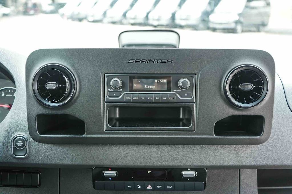 Thumbnail: 2026 Mercedes-Benz Sprinter - 12