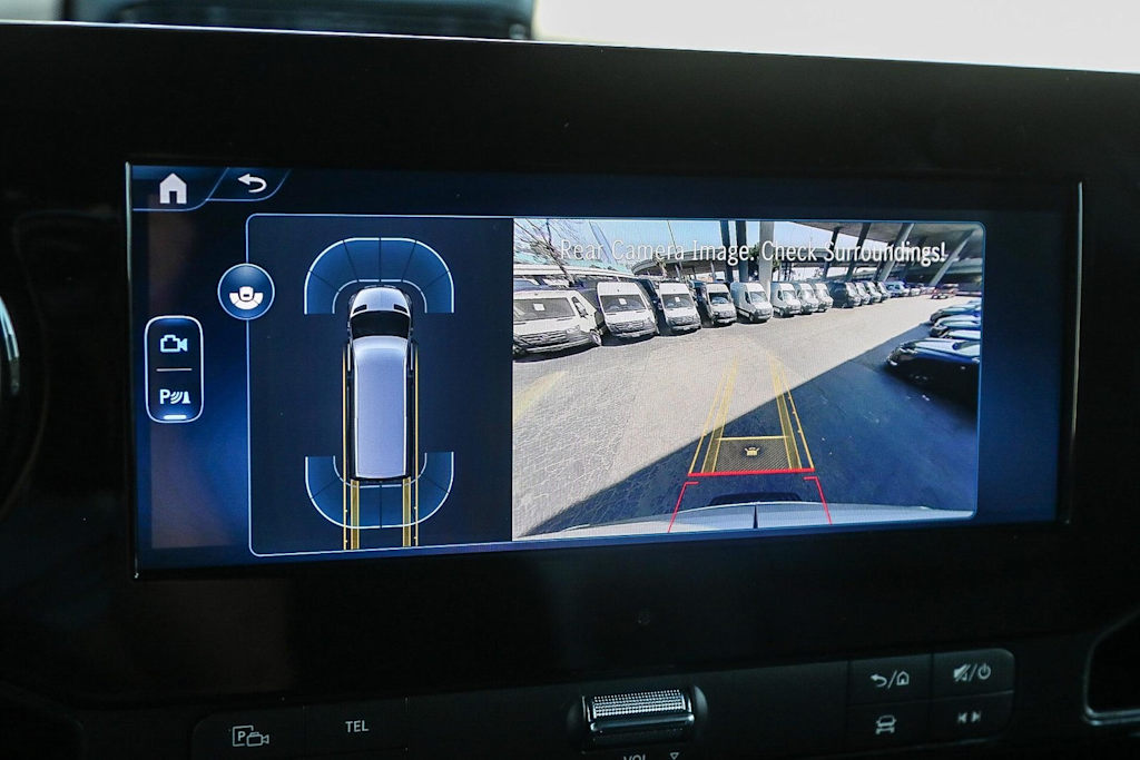 Thumbnail: 2025 Mercedes-Benz Sprinter - 22