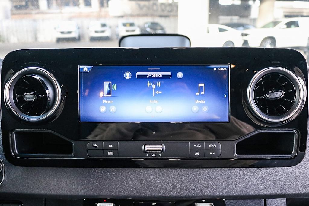 Thumbnail: 2025 Mercedes-Benz Sprinter - 13