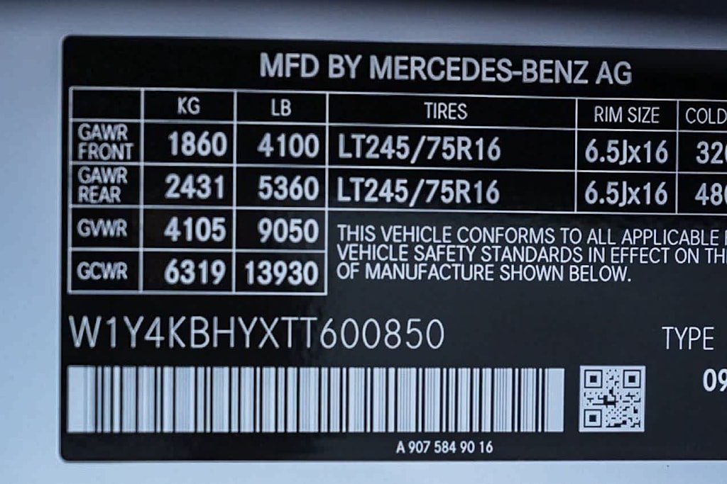 Thumbnail: 2026 Mercedes-Benz Sprinter - 13
