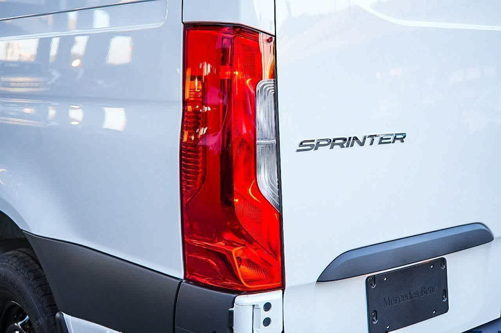 Thumbnail: 2026 Mercedes-Benz Sprinter - 18
