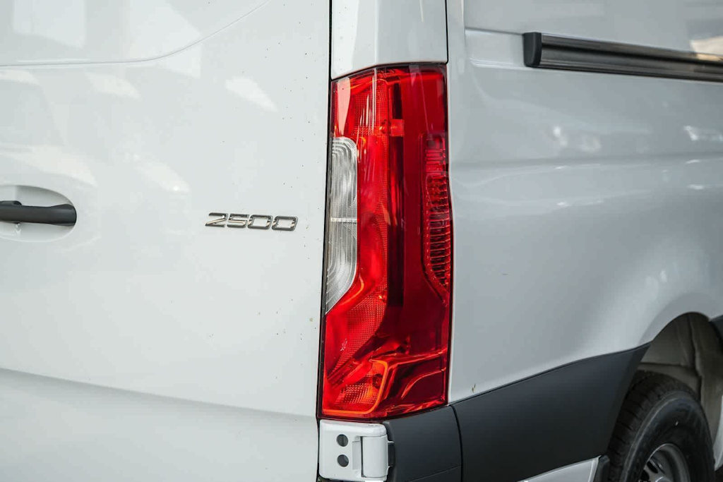 Thumbnail: 2026 Mercedes-Benz Sprinter - 20