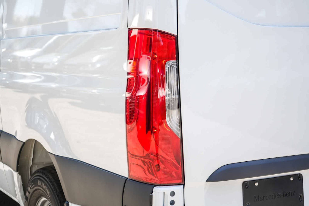 Thumbnail: 2026 Mercedes-Benz Sprinter - 20