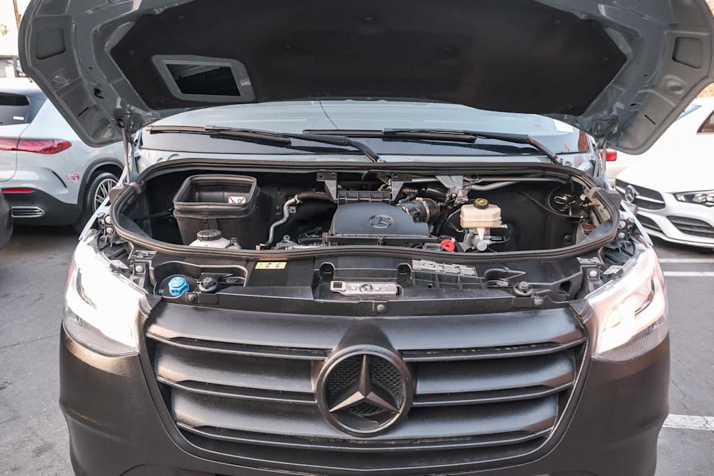 Thumbnail: 2024 Mercedes-Benz Sprinter - 8