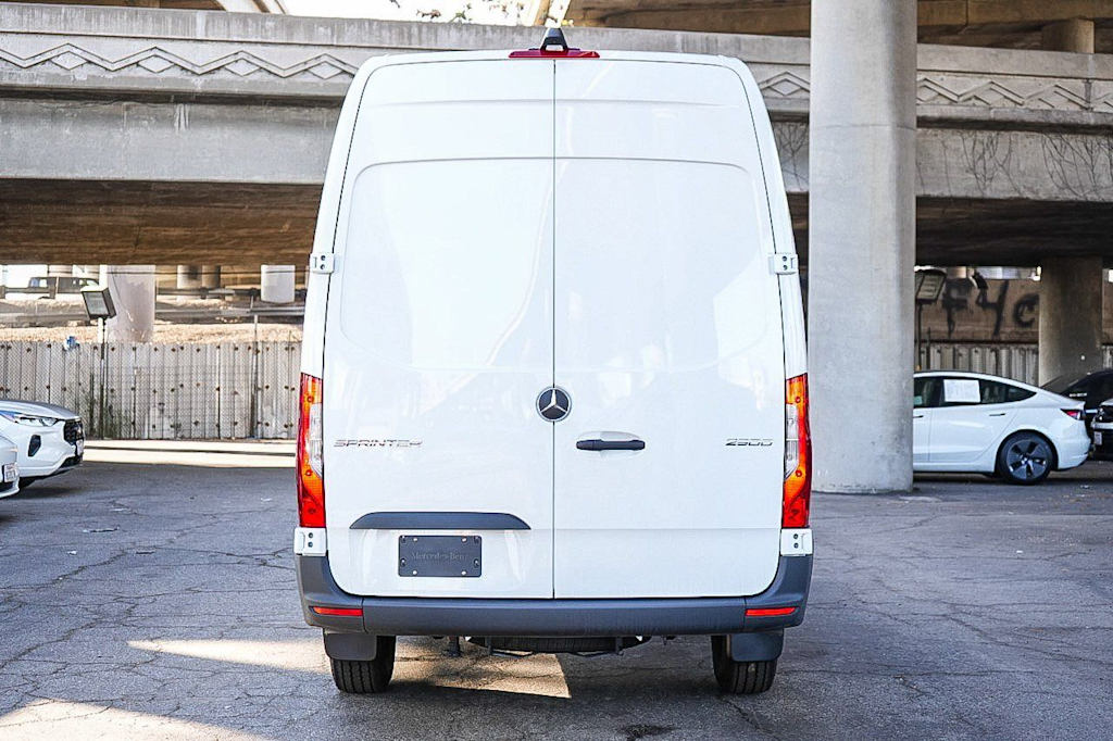 Thumbnail: 2026 Mercedes-Benz Sprinter - 17
