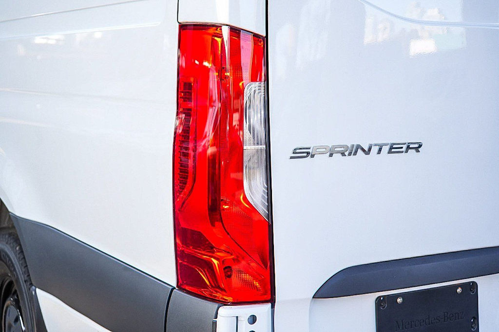 Thumbnail: 2026 Mercedes-Benz Sprinter - 5