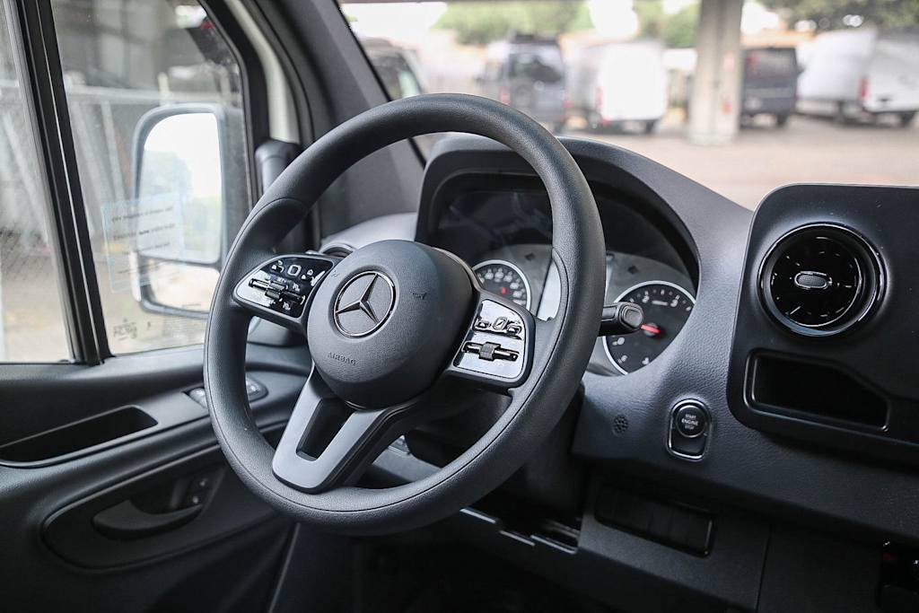 2024 Mercedes-Benz Sprinter 2500 2