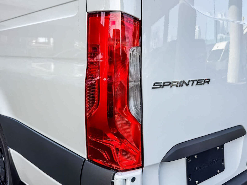 Thumbnail: 2026 Mercedes-Benz Sprinter - 17