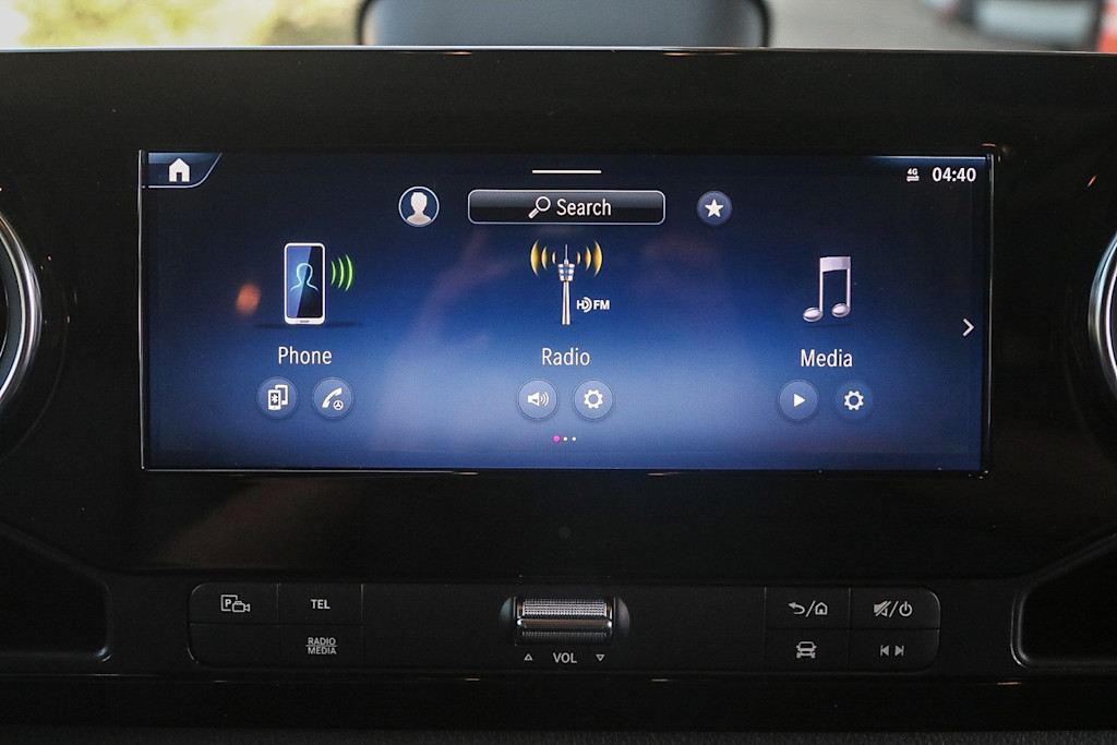 Thumbnail: 2025 Mercedes-Benz Sprinter - 12