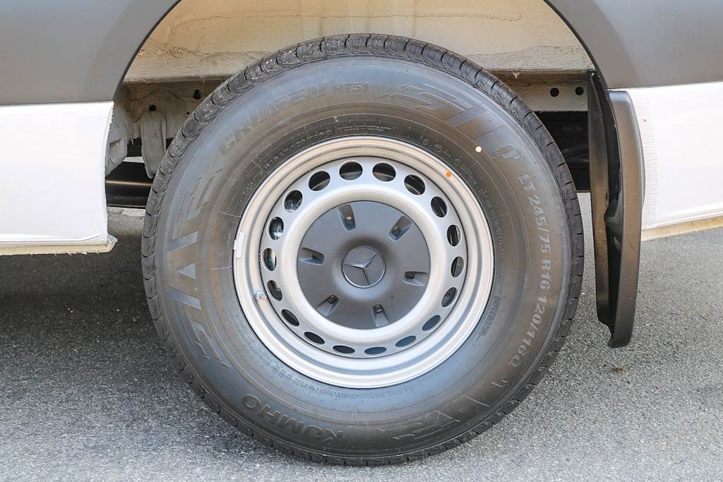 Thumbnail: 2025 Mercedes-Benz Sprinter - 7