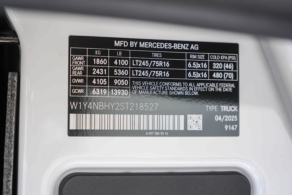 Thumbnail: 2025 Mercedes-Benz Sprinter - 13