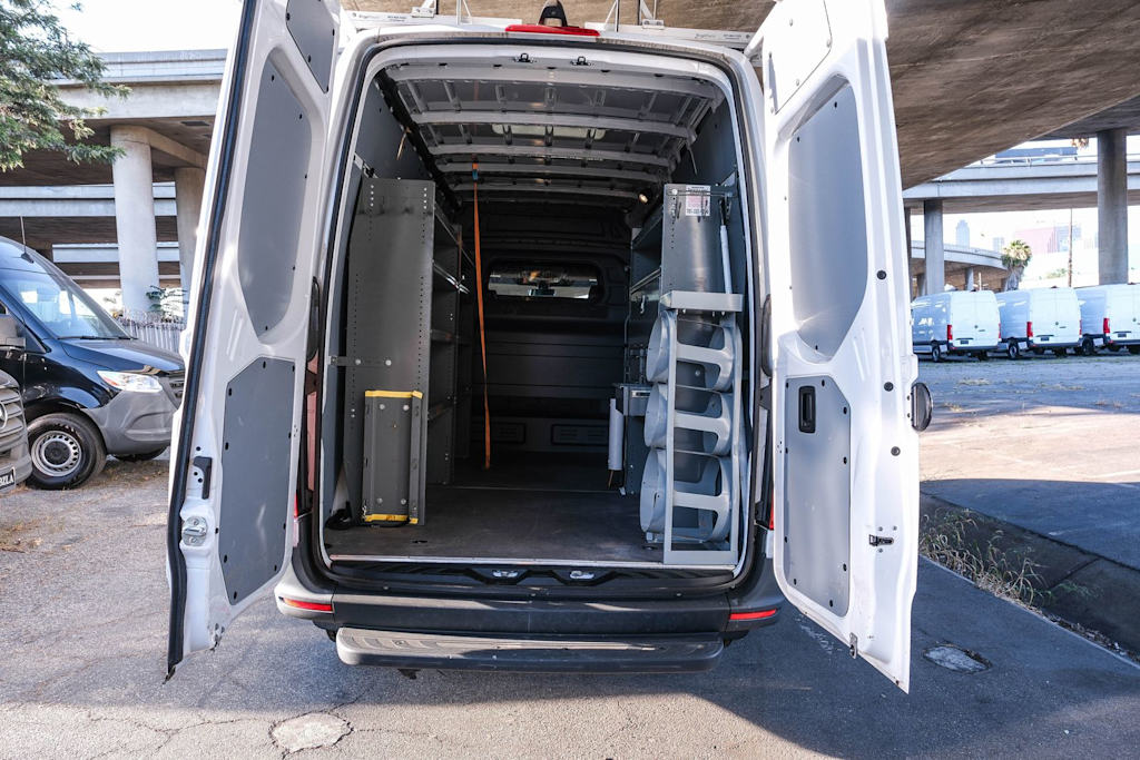 Thumbnail: 2023 Mercedes-Benz Sprinter - 29