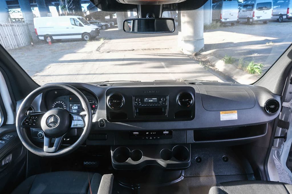 Thumbnail: 2023 Mercedes-Benz Sprinter - 2