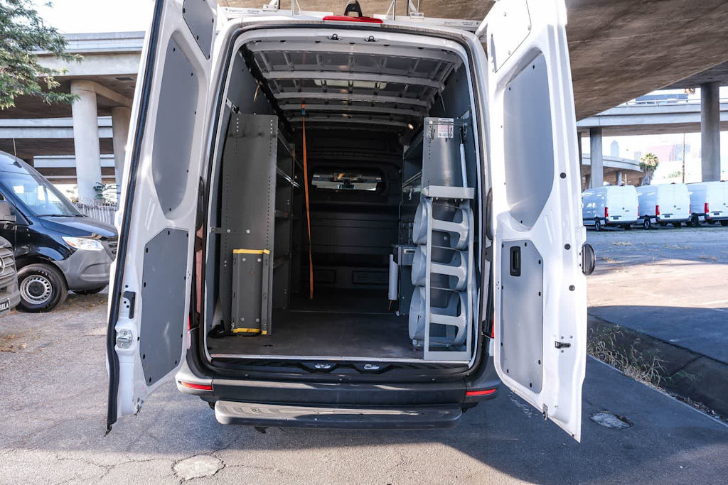 Thumbnail: 2023 Mercedes-Benz Sprinter - 29